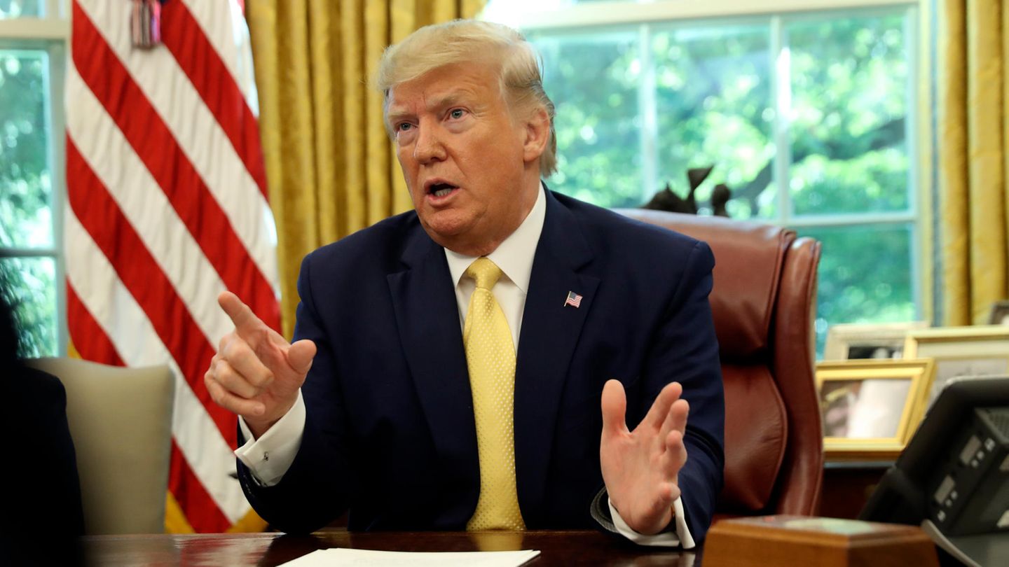 Donald Trump im Oval Office
