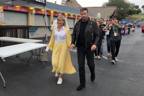 John Travolta und Olivia Newton-John schlüpfen wieder in ihre Rollen aus dem beliebten Popklassiker "Grease".