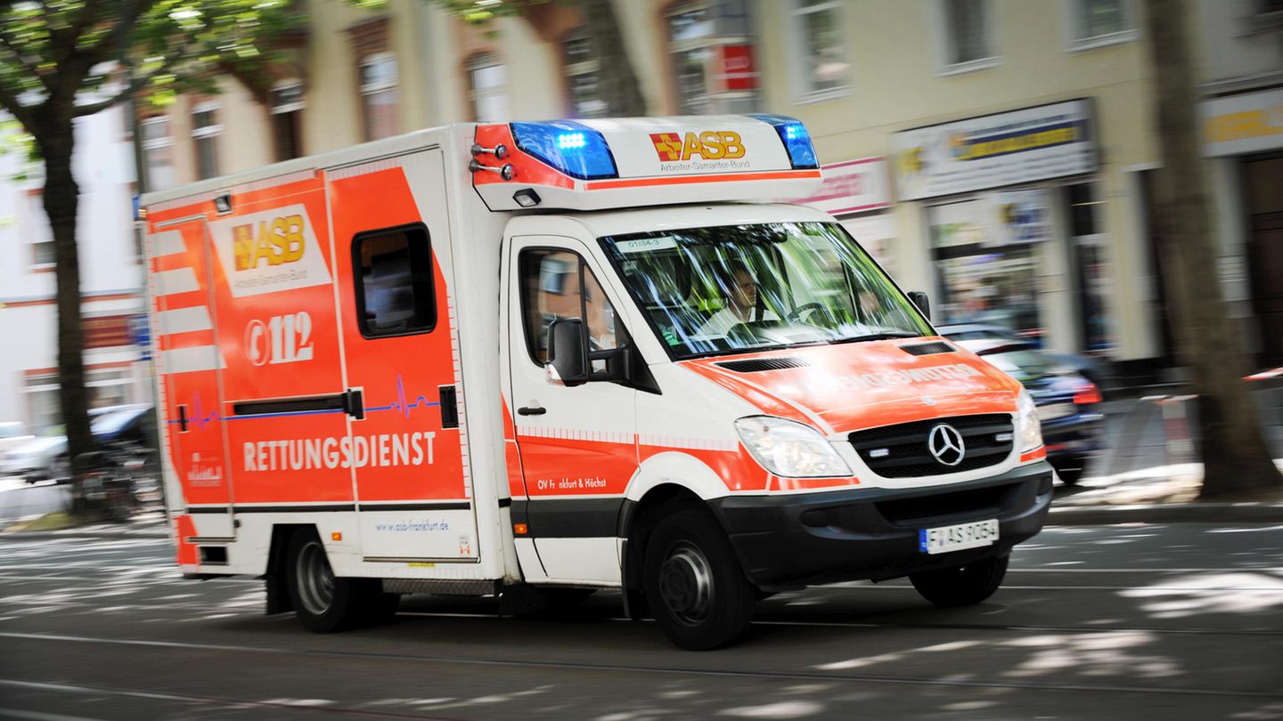 Apple bringt AML-Funktion – Rettungswagen im Einsatz (Symbolfoto)