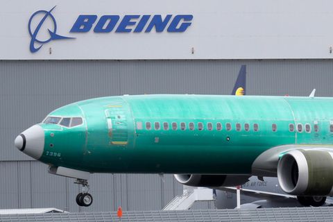 USA, Seattle: Eine Boeing 737 Max 8 landet nach einem Testflug auf dem Boeing Field