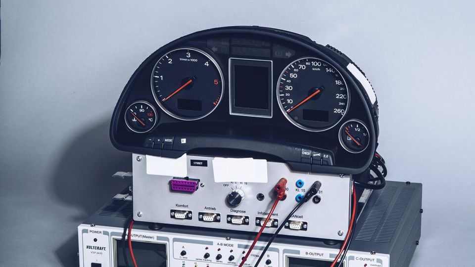 Auto-Elektronik