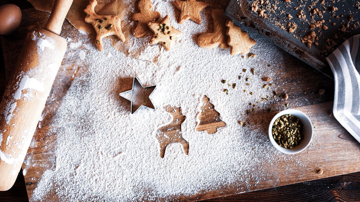 Plätzchen  Natürlich wird in der Weihnachtszeit auch gern genascht. Am liebsten Plätzchen (über 300.000 Treffer) und ...