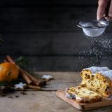 Stollen  Natürlich darf auch der Stollen in der Weihnachtszeit nicht fehlen. Unter dem Hashtag #stollen finden sich bei Instagram über 160.000 Erwähnungen.