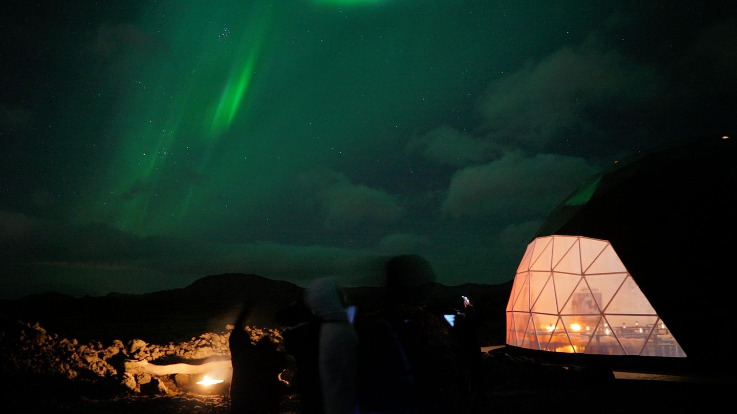 Nordlichter am Horizont