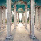 In Georgien hat Markus Gebauer ein aufgegebenes Sanatorium aufgespürt. Mit den vielen Säulen sieht die Anlage aus wie ein griechischer Tempel. 