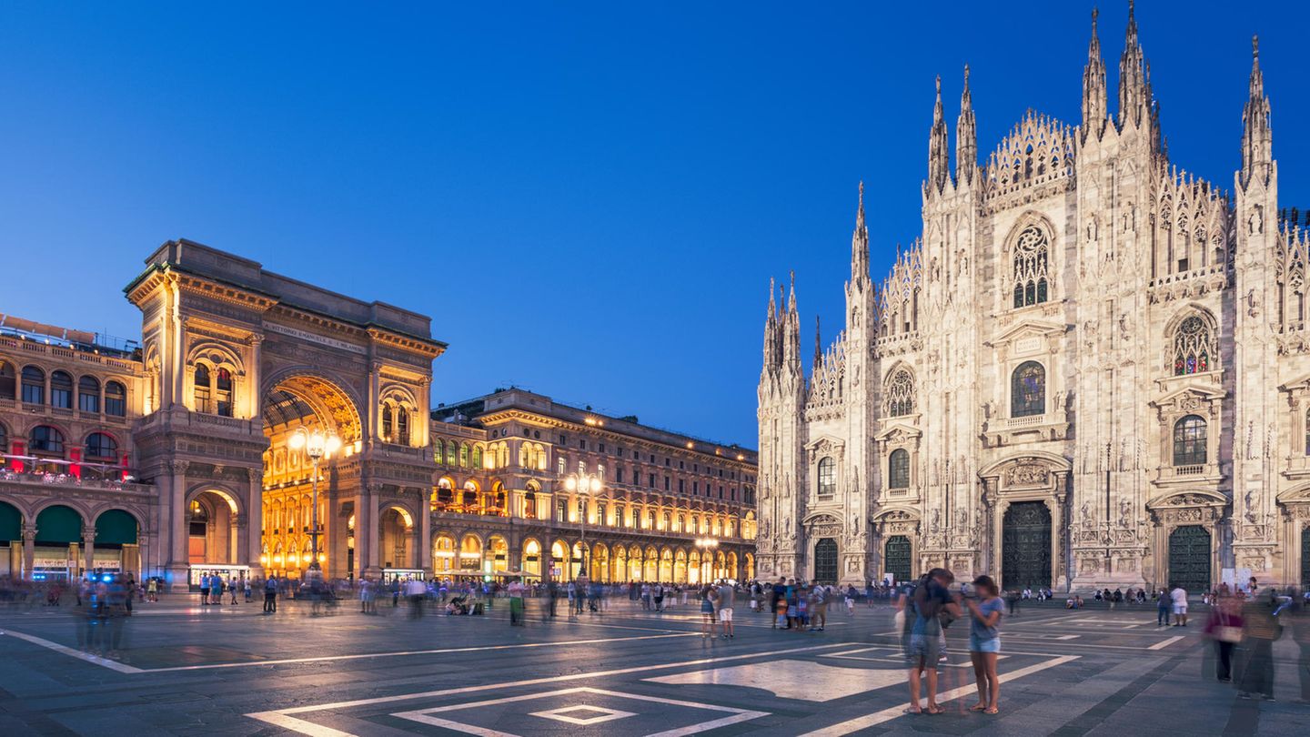 Der Piazza del Duomo in Mailand