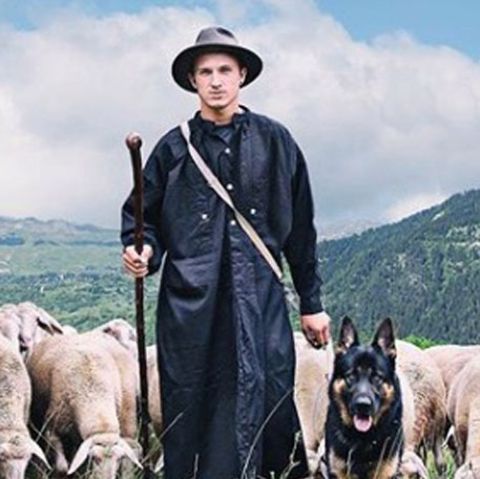 Johannes Eichhorn ist Schäfer, Influencer und Tänzer