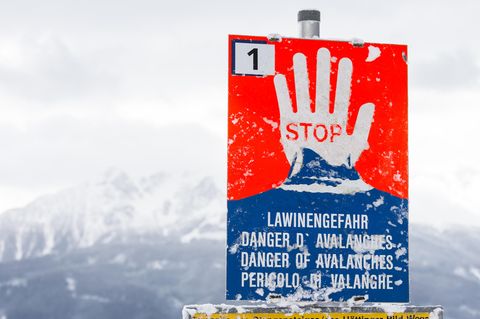 In den Alpen ist die Lawinengefahr weiterhin hoch