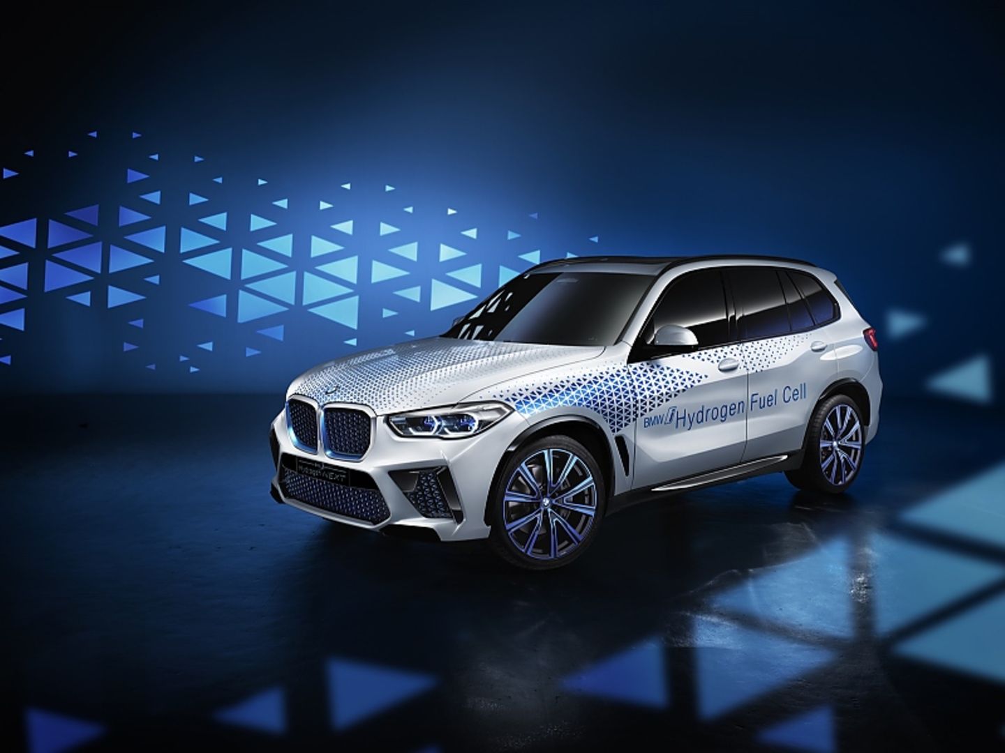 BMW iX3