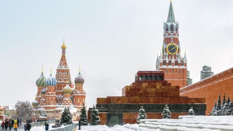 Der Rote Platz in Moskau. Es liegt Schnee