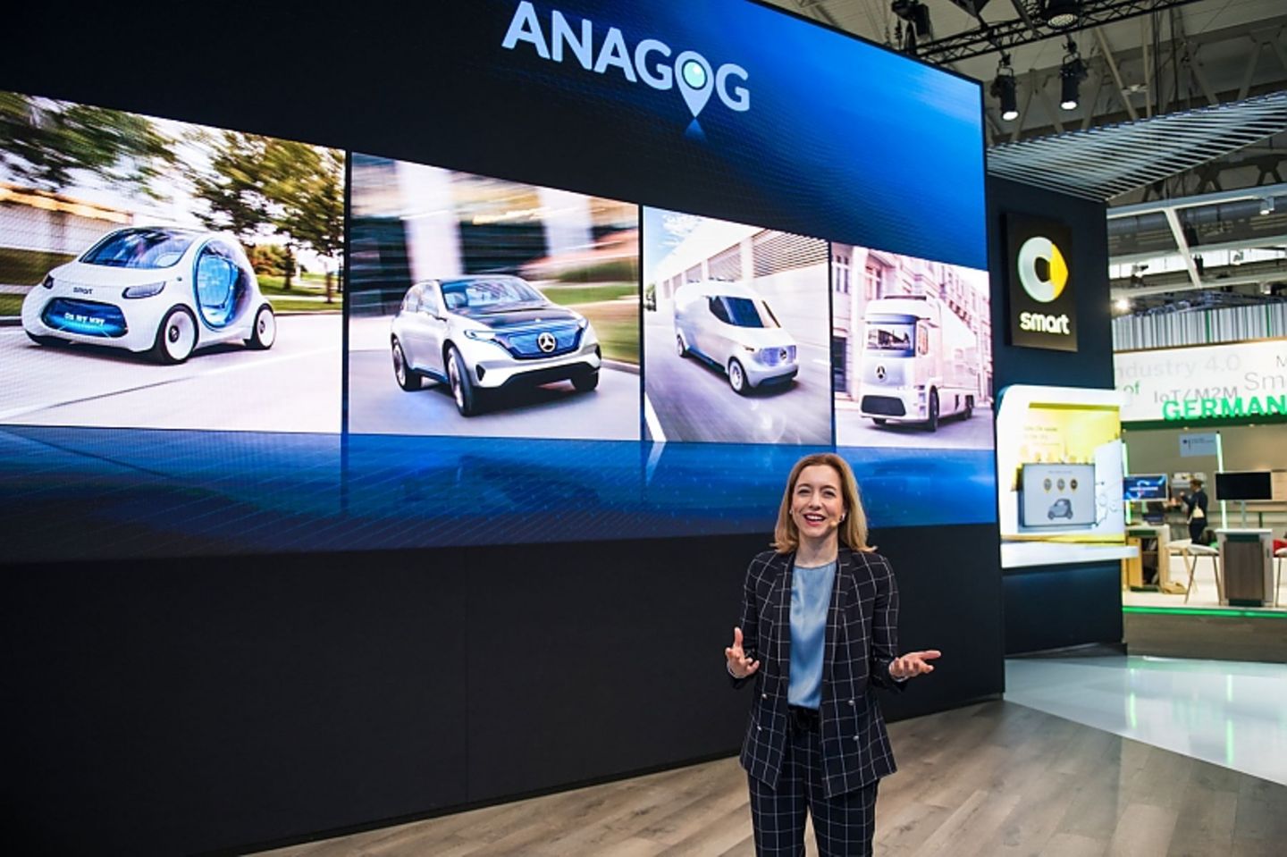 Mercedes hat sich ebenfalls an Anagog beteiligt. Die Spezialität des Start-ups sind Algorithmen, die mithilfe der künstlichen Intelligenz menschliches Verhalten vorhersagen. Mercedes hat sich ebenfalls an Anagog beteiligt. Die Spezialität des Start-ups sind Algorithmen, die mithilfe der künstlichen In