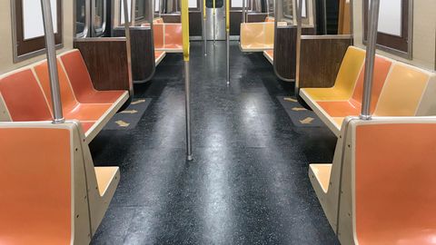 Leere U-Bahn in New York