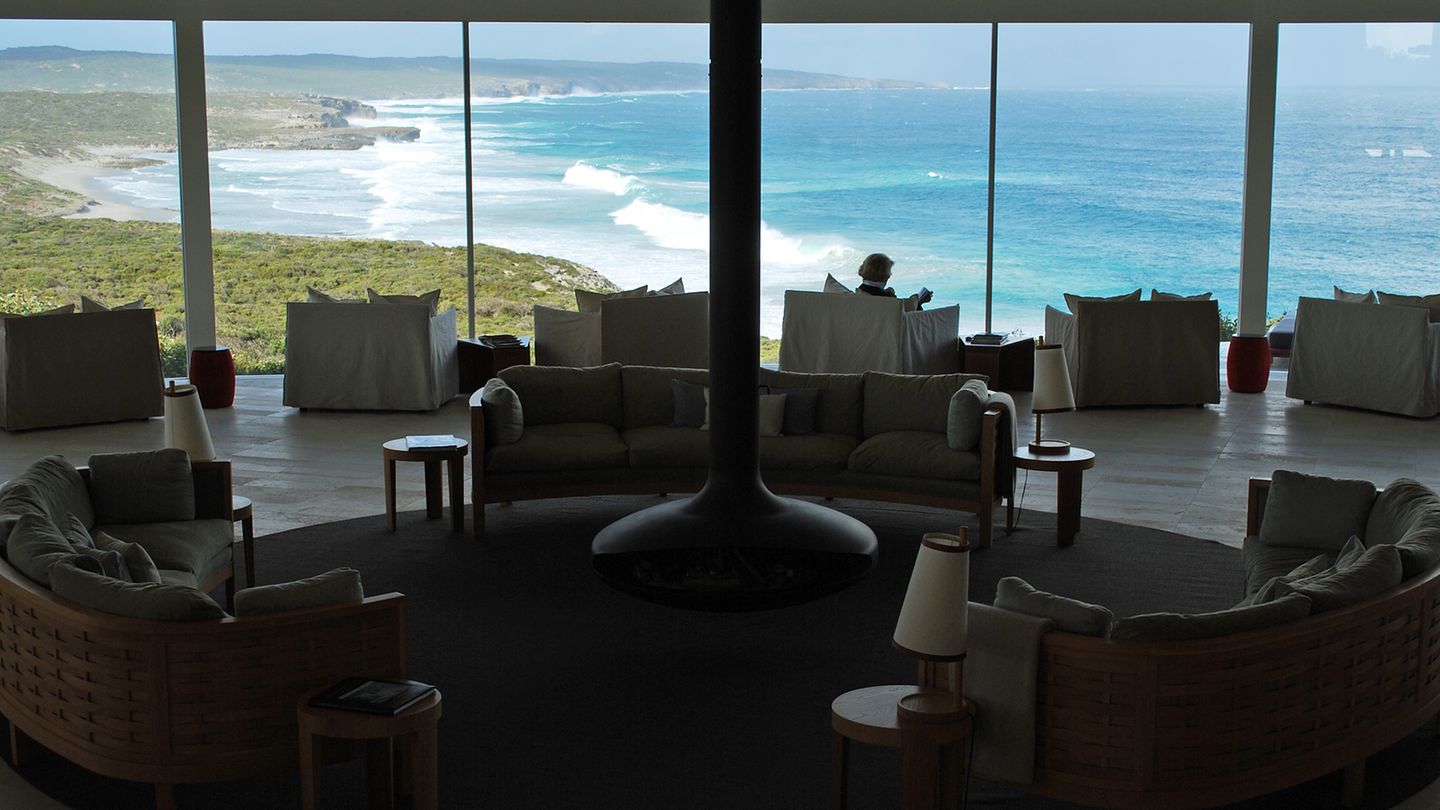 Southern Ocean Lodge