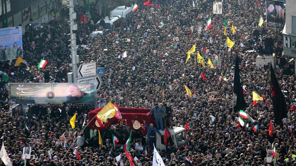 Iran: Trauerfeier für Soleimani