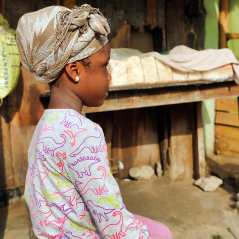 Ein funfjähriges nigerianisches Mädchen im Profil