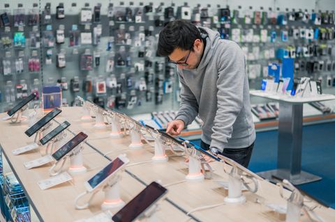 Die Auswahl eines Smartphones wird immer komplizierter (Symbolbild)