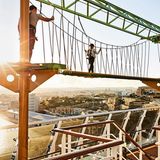 Ein Hochseilgarten auf dem Deck