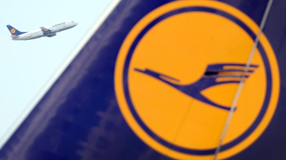 Lufthansa hat einen Flug nach Teheran unterbrochen. Auch am Freitag wurde ein Flug gestrichen. 