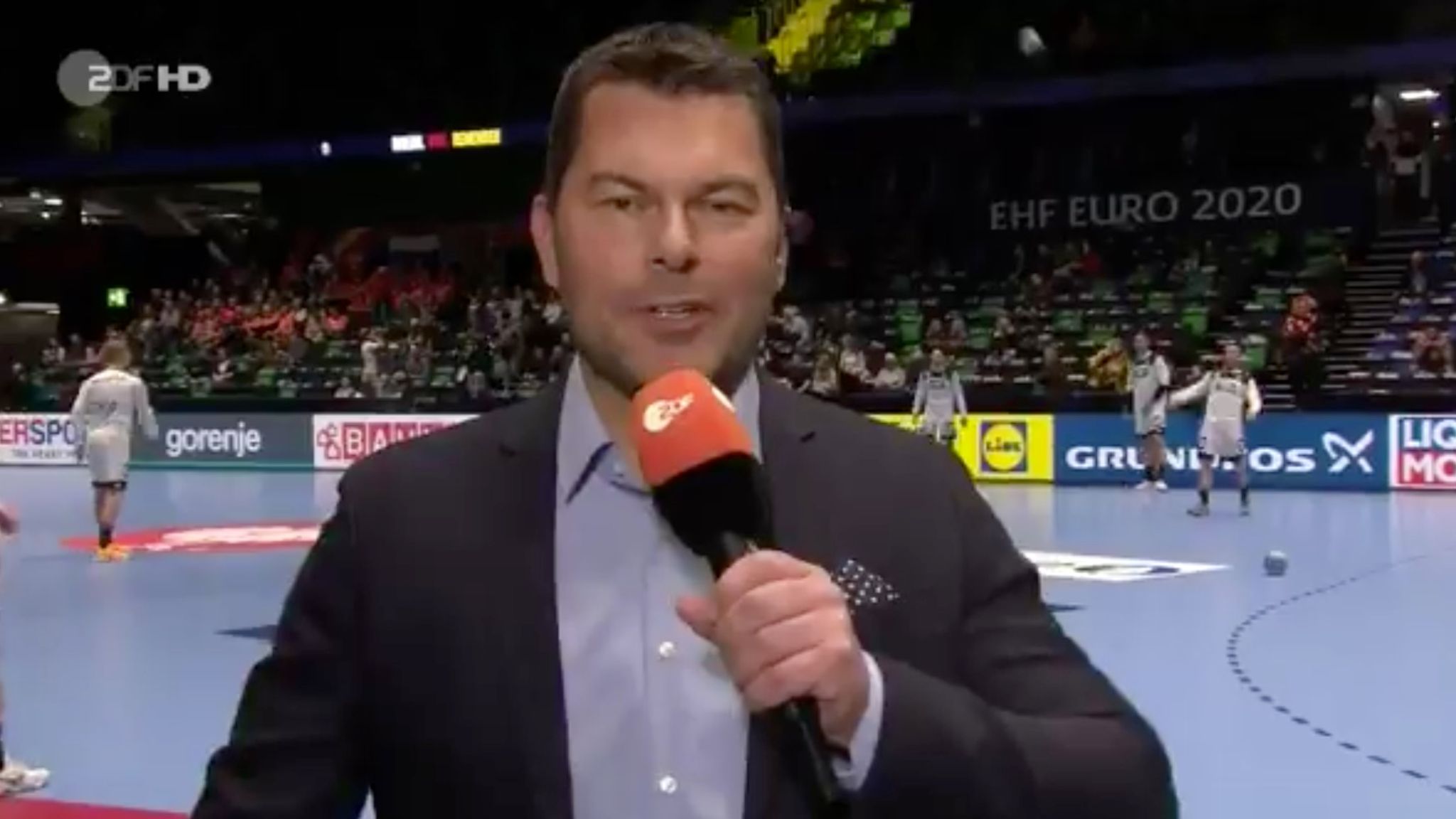 Handball-EM Kurioser Start mit Kopftreffer für ZDF-Moderator STERN.de
