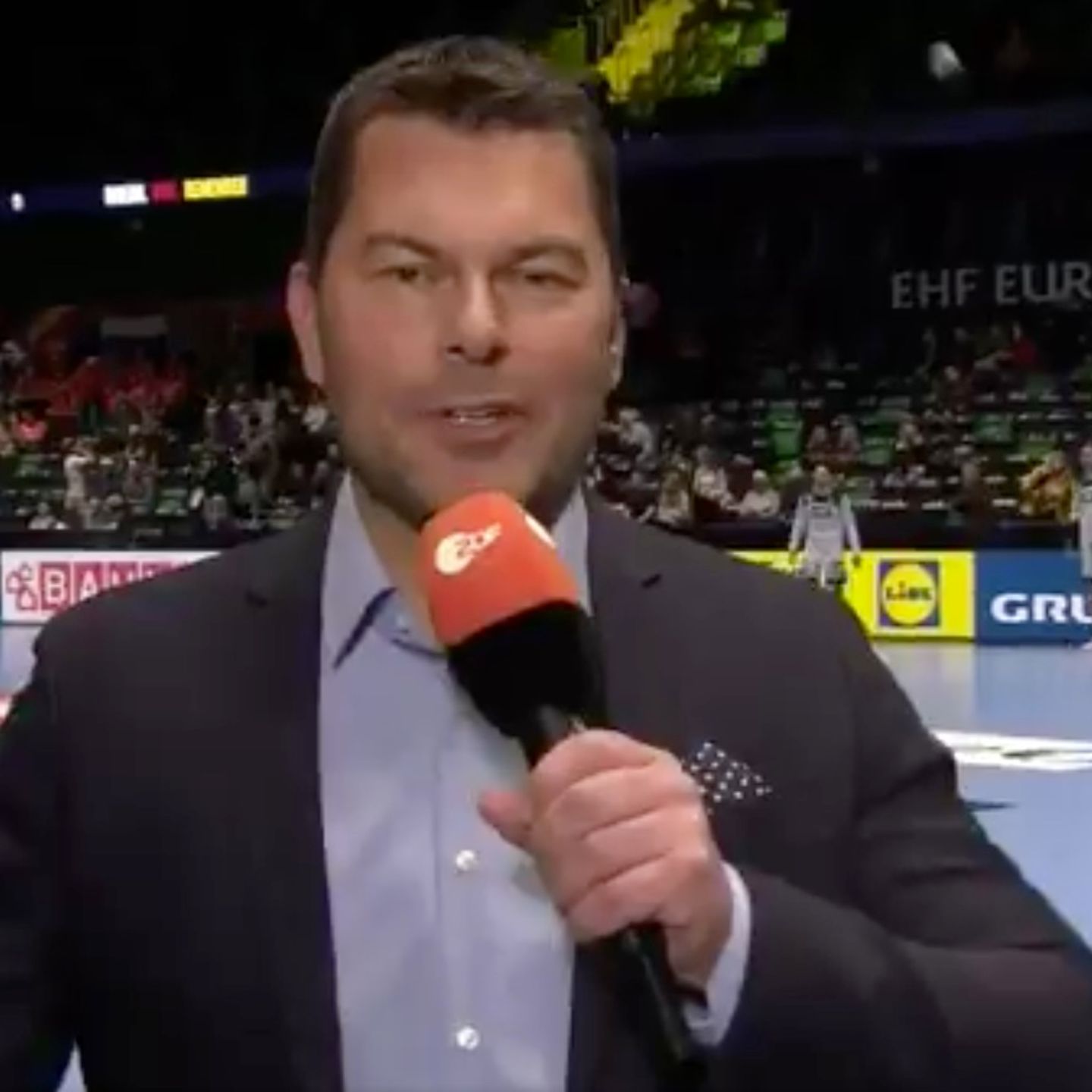 Handball-EM Kurioser Start mit Kopftreffer für ZDF-Moderator STERN.de