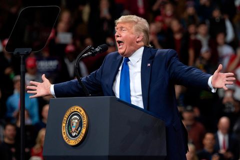 Donald Trump sprach bei einem Wahlkampfauftritt in Milwaukee, Wisconsin, vor Hunderten Anhängern