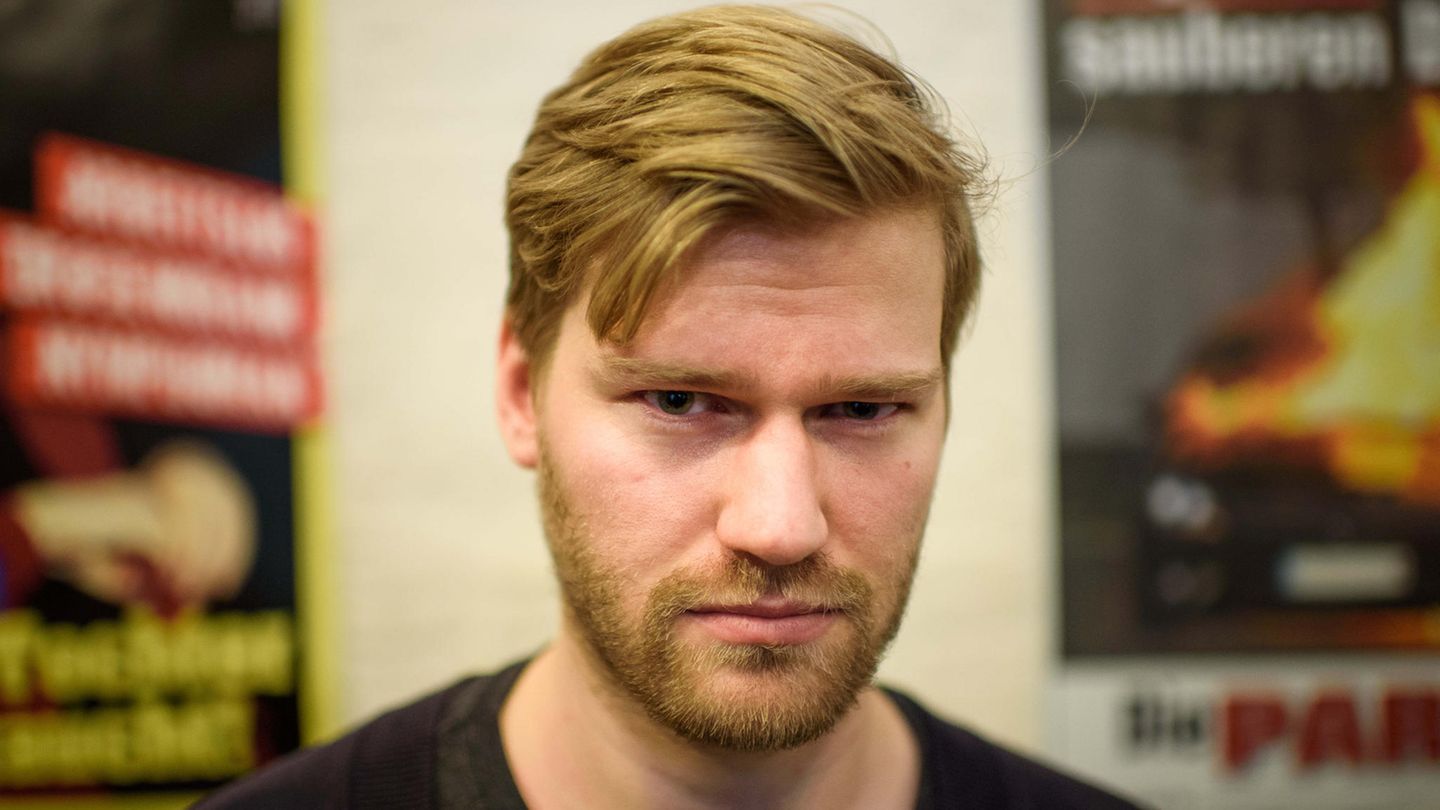 Shahak Shapira