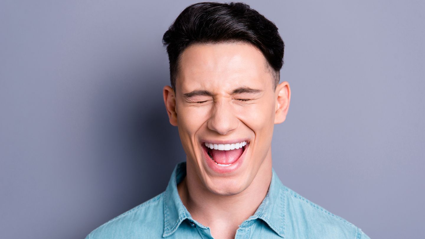 "Welches Tier wären Sie?": "Würdest du dich als spontan und humorvoll einschätzen?" Der Clou bei dieser Frage: Wenn der Interviewte das gewünschte "Ja" antwortete, folgte die Aufforderung: "Dann erzähle doch mal einen Witz." Wer weder Witz noch eine andere schlagfertige Antwort parat hat, entlarvt sich hier selbst. (gefragt von: JAM! Reisen) "Würdest du dich als spontan und humorvoll einschätzen?" Der Clou bei dieser Frage: Wenn der Interviewte das gewünschte "Ja" antwortete, folgte die Aufforderung: "Dann erzähle doch mal einen Witz." Wer weder Witz noch eine andere schlagfertige Antwort parat hat, entlarvt sich hier selbst. (gefragt von: JAM! Reisen)