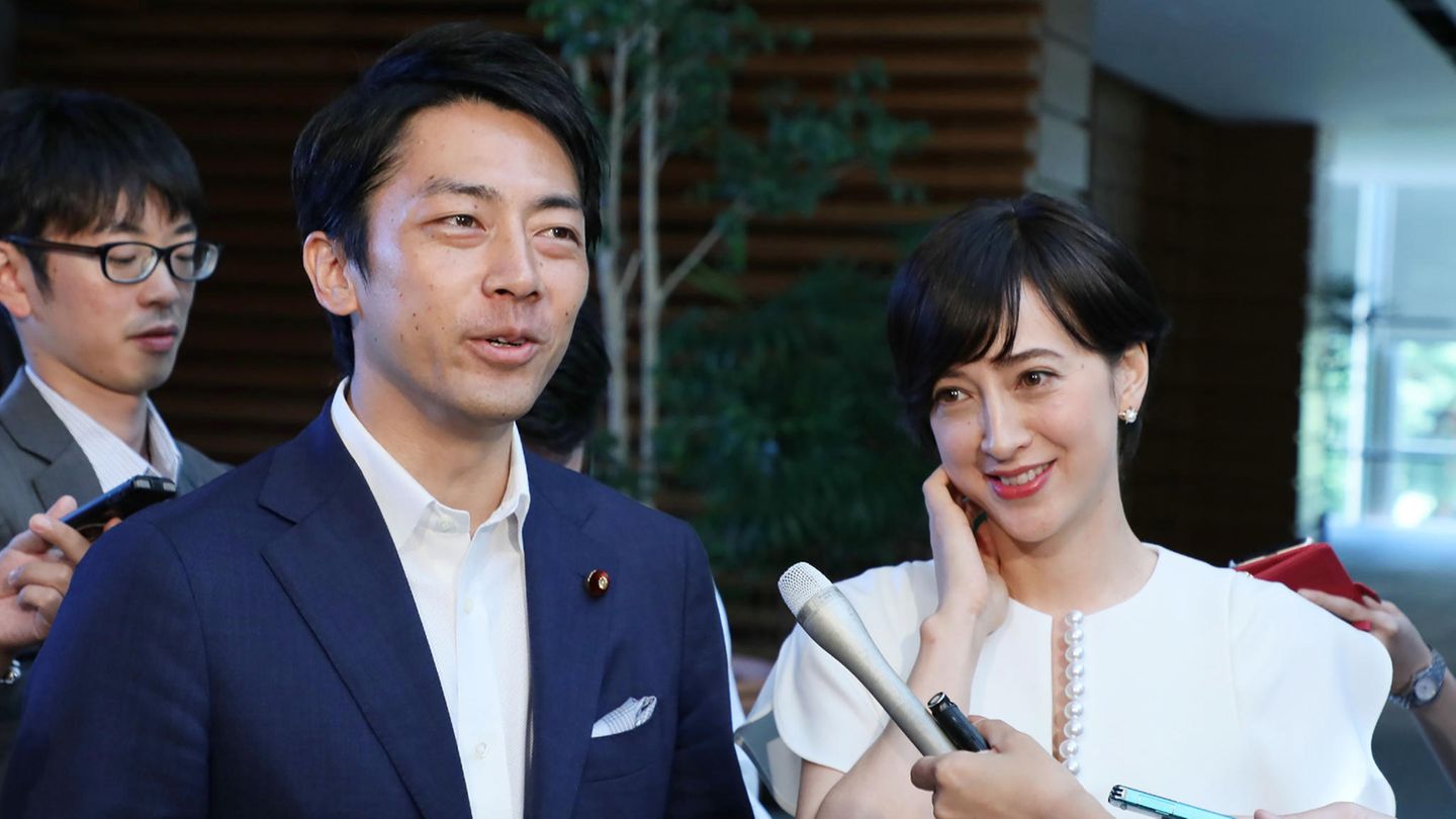 Japans Umweltminister Shinjiro Koizumi (l.) und seine Frau Christel Takigawa