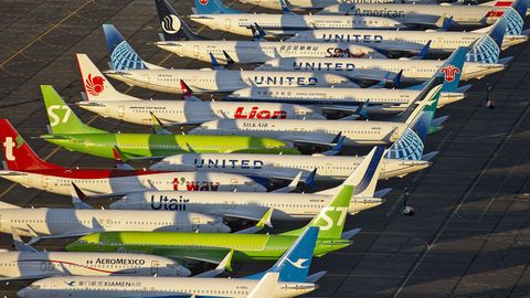 Auf dem Airport Moses Lake in US-Bundesstaat Washington eingeparkte Jets vom Typ Boeing 737 Max