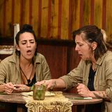 Dschungelcamp: Elena Miras und Daniela Büchner