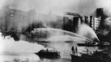 De Bombardierung von London kostet Opfer unter die Zivilbevölkerung, aber lenkte die Luftwaffe vom eigentlichen Ziel ab, die Royal Air Force zu schlagen.