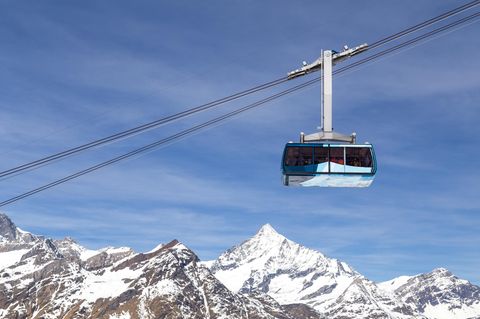 Eine Bergbahn in der Schweiz