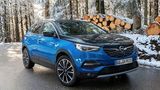 Der Opel Grandland X Hybrid4 kostet in der Top-Ausstattung "Ultimate" 53.830 Euro