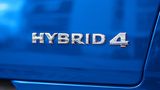 Der Opel Grandland X Hybrid4 leistet 221 kW / 300 PS