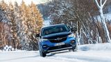 Der Opel Grandland X Hybrid4 erreicht nach 6,1 Sekunden die 100 km/h Marke