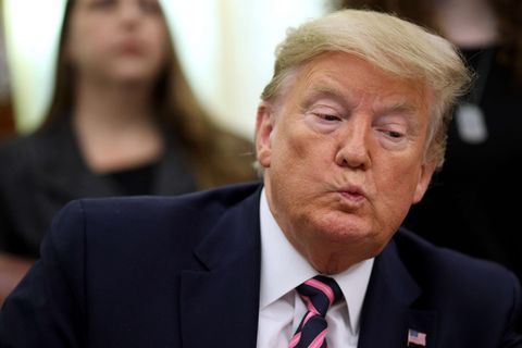 Donald Trump spitzt den Mund