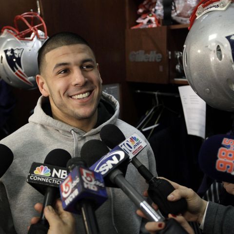 Aaron Hernandez bei einem Interview 2012