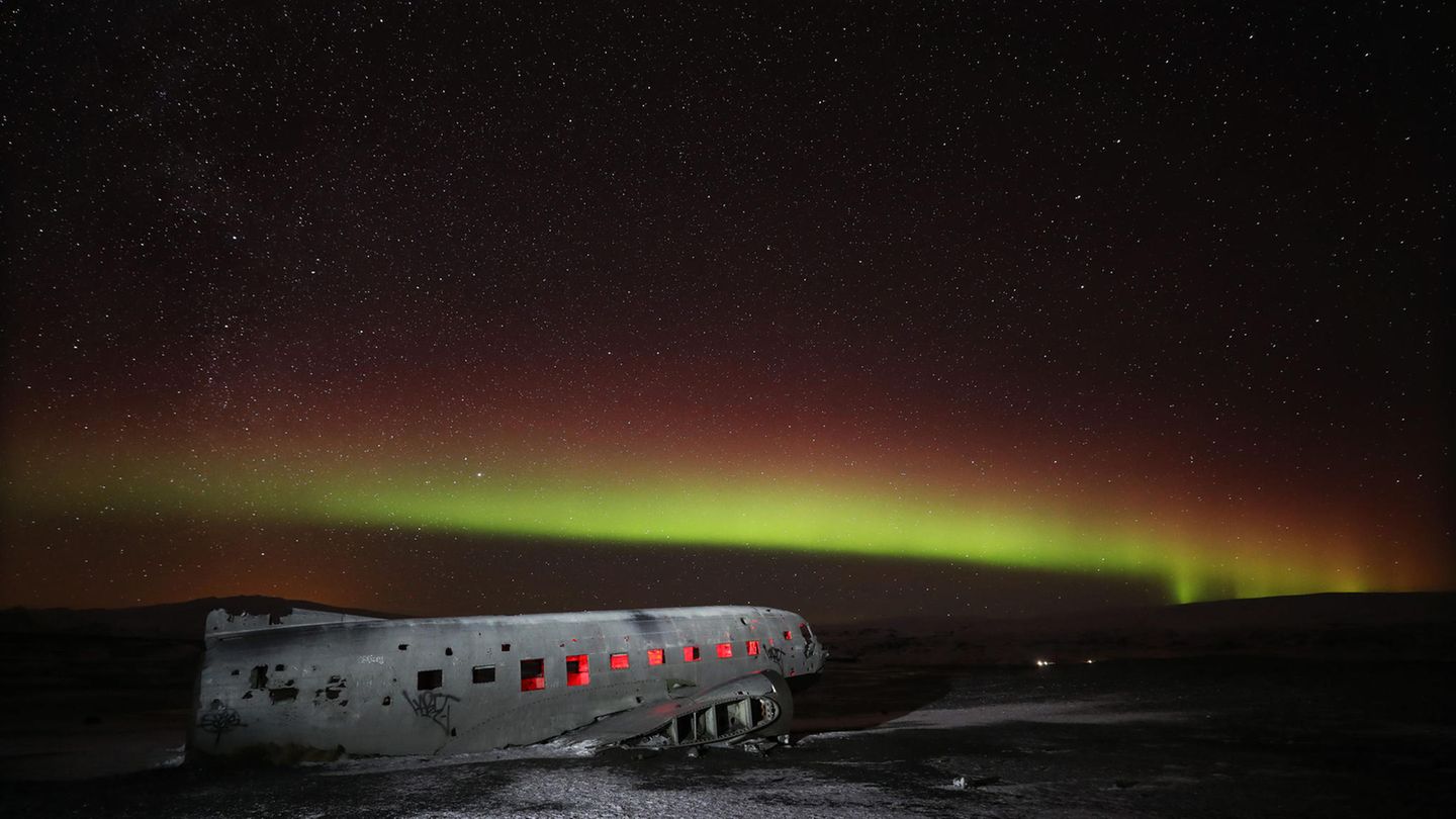 Abgesturztes Flugzeug Kostet Zwei Touristen Das Leben 36 Jahre Nach Dem Crash Stern De