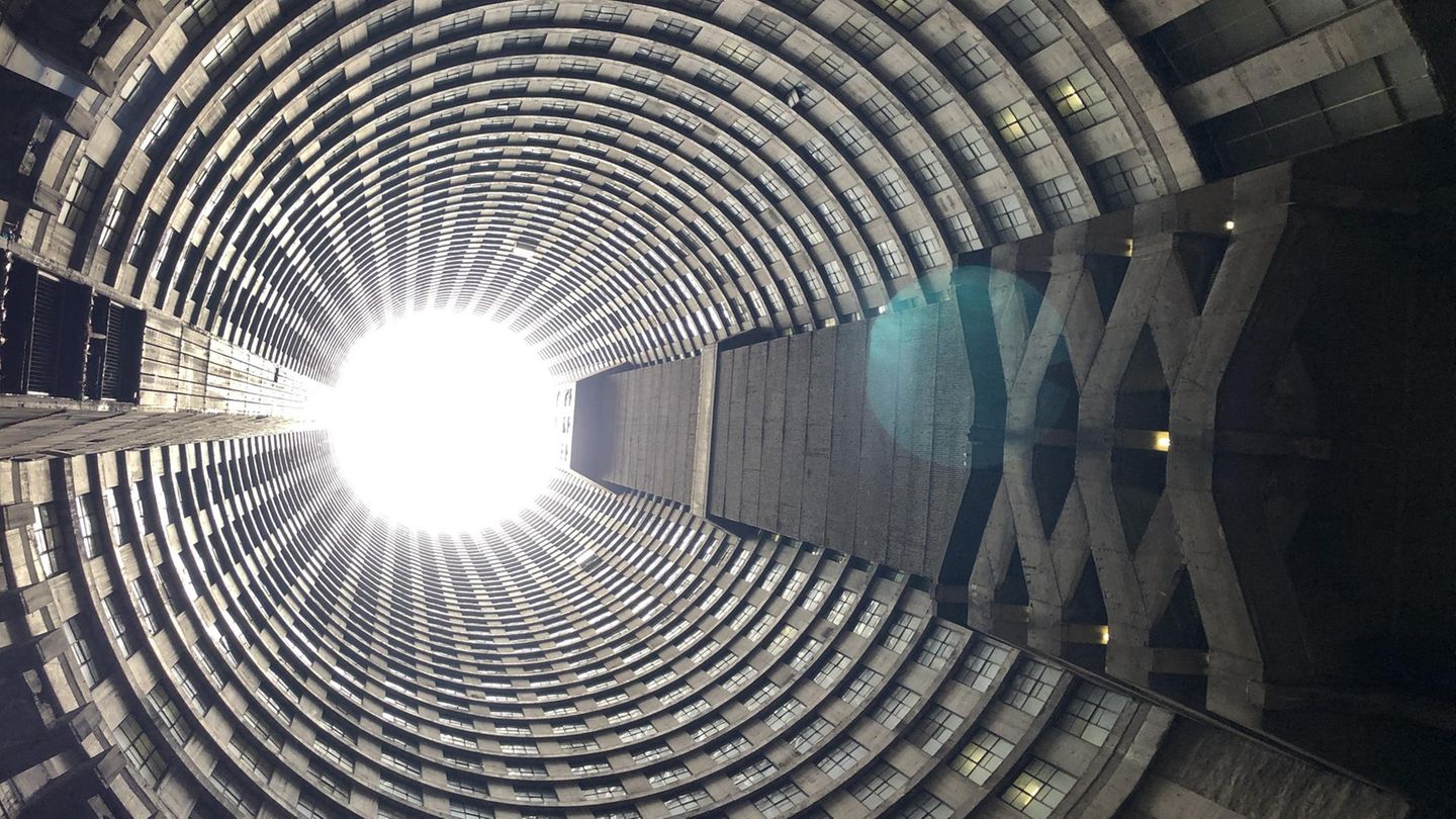 Ponte-Tower In Johannesburg: Afrikas Gefährlichstes Hochhaus Wird Zur ...