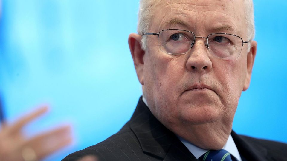 Kenneth Starr Kenneth Starr