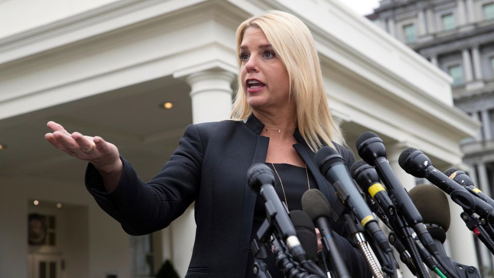 Pam Bondi Pam Bondi
