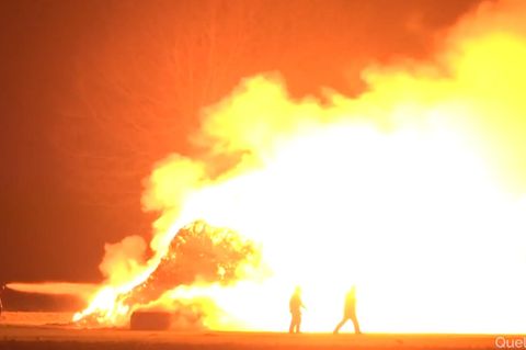 Bassum: 450 Strohballen in Niedersachsen abgebrannt
