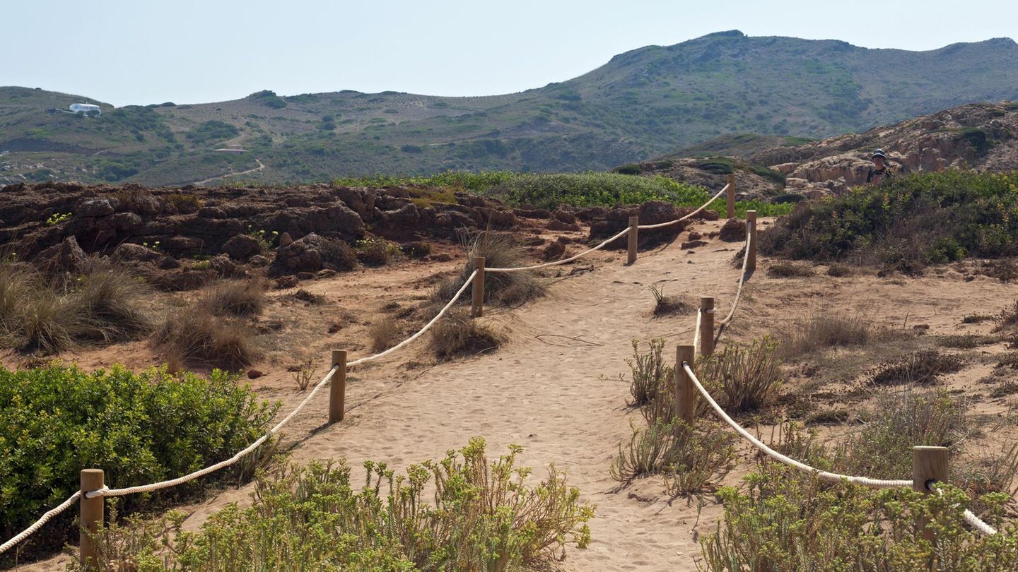 Wanderweg auf Menorca Wanderweg auf Menorca