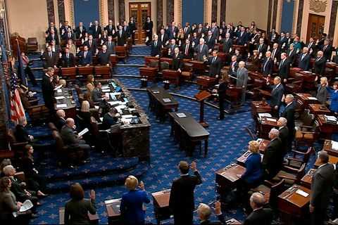 John Roberts, Oberster Richter in den USA, vereidigt die Senatoren