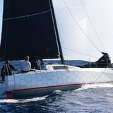 Erstmals als Kategorie sind die "Regatta-Yachten"  mit dabei. Hier setzte sich die Dehler 30 OD aus Greifswald auf den ersten Platz. Die Marke Dehler besitzt eine lange Tradition von Racern und knüpft mit dem für kleine Crews optimierten Boot an alte Erfolge an.