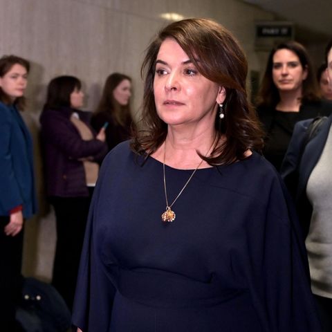 Annabella Sciorra sagt gegen Harvey Weinstein aus