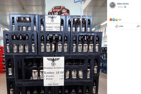 Bierflasche mit Nazi-Symbol