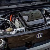 Vollgepackt: Der Motorraum des Honda e