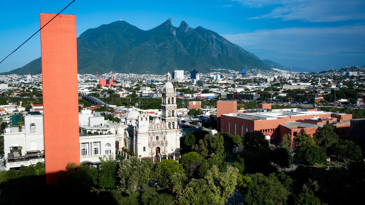 Monterrey, Mexiko  Hier findet jährlich die größte BBQ-Meisterschaft Lateinamerikas statt. Kein Wunder also, dass sich in Monterrey alles ums Fleisch dreht: Beef Barbacoa, gegrilltes Zicklein, Rib-Eye-Steaks. Der Traum eines jeden Fleischliebhabers.  