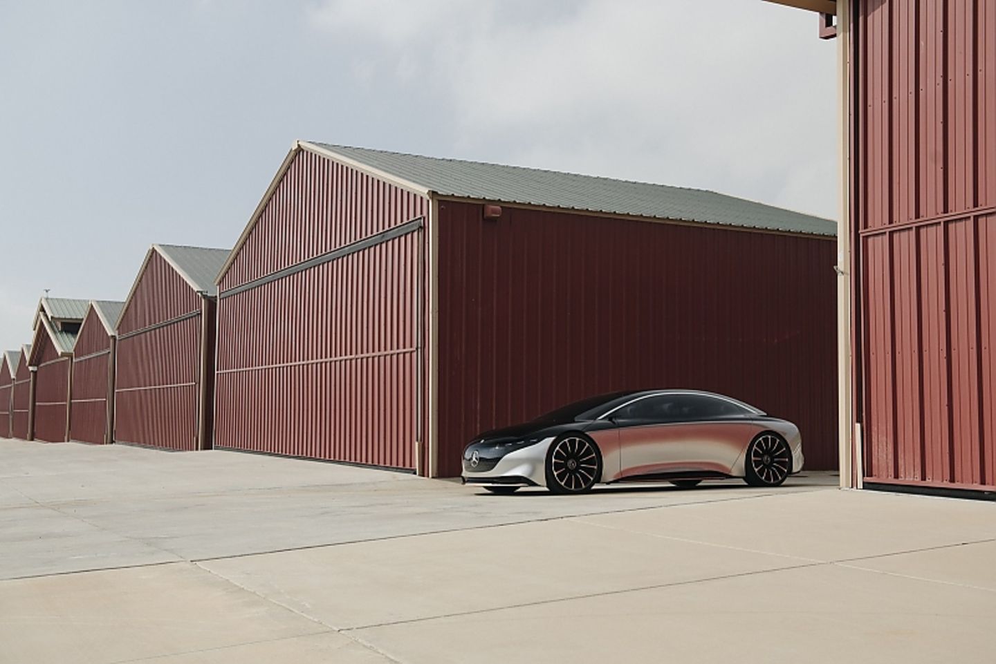 Mercedes EQS
